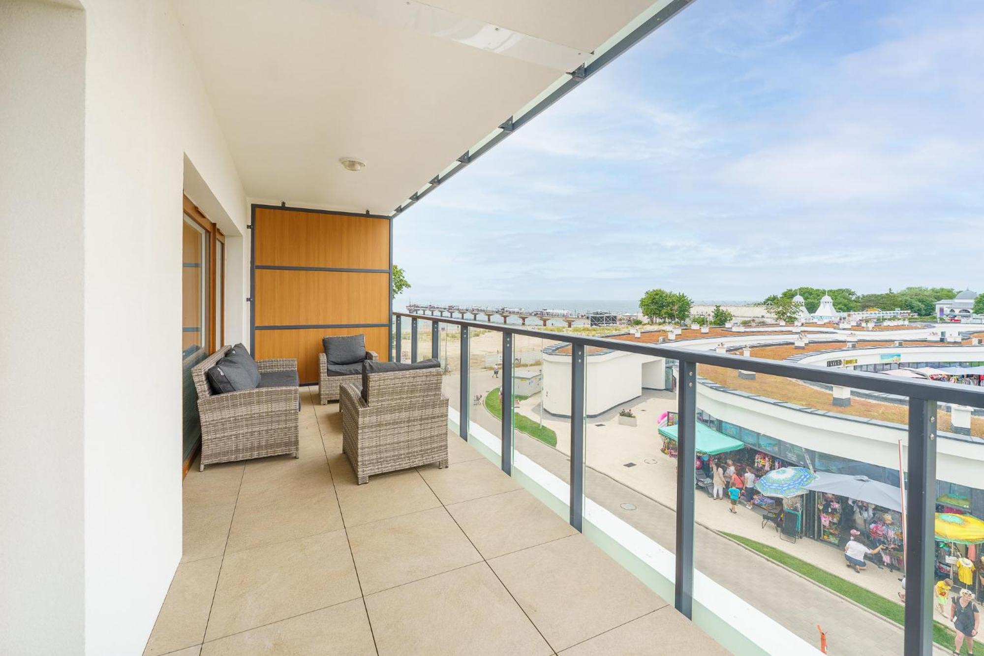Aquamarina Prima Seaside Apartments By The Beach By Noclegi Renters Miedzyzdroje Exteriör bild